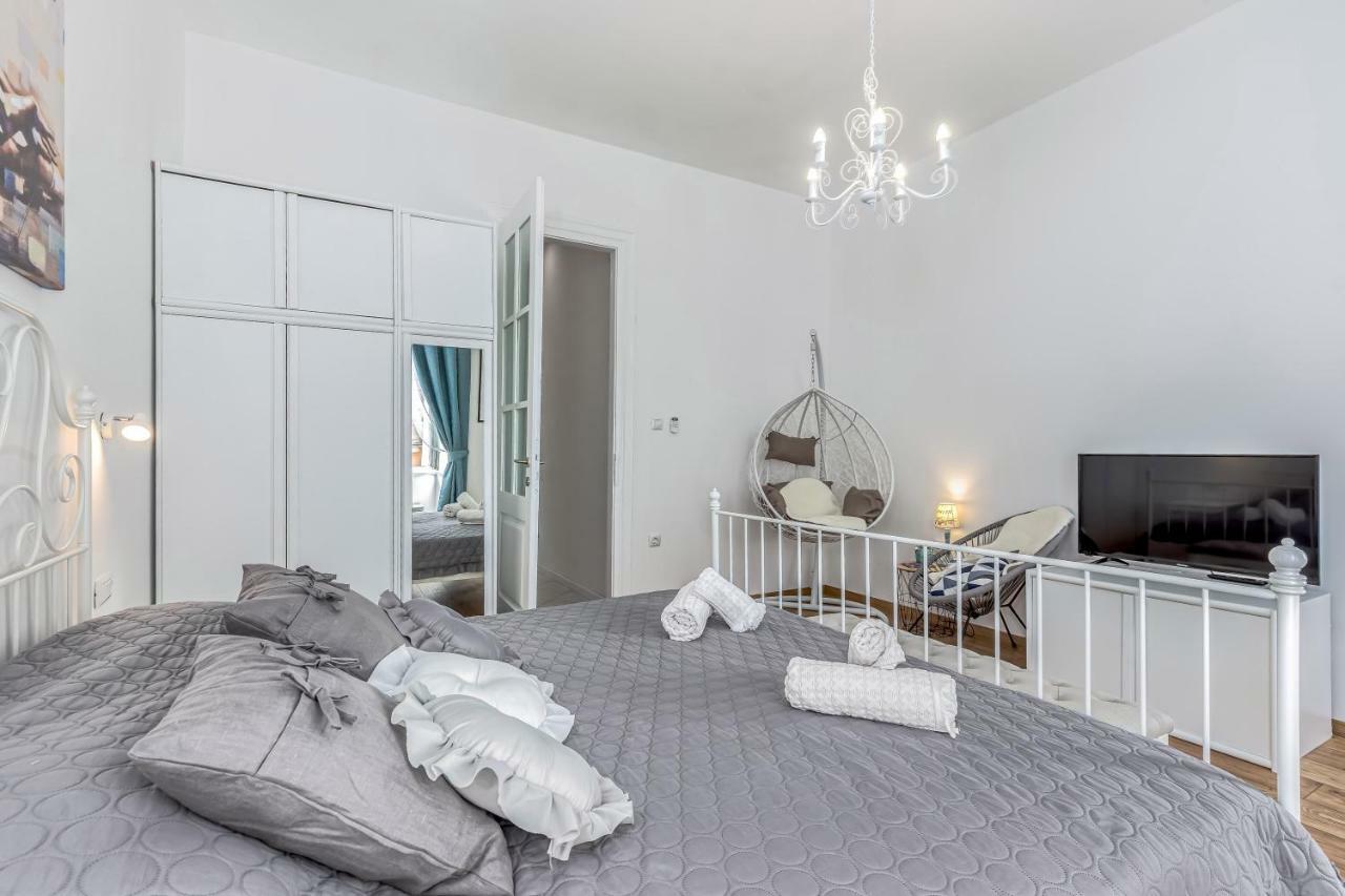 Galerija Apartamento Rijeka Exterior foto