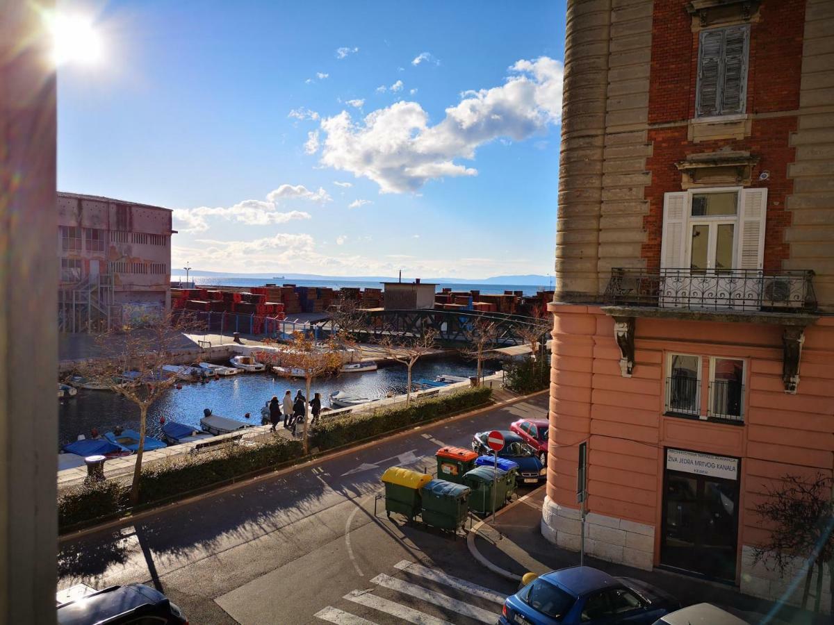 Galerija Apartamento Rijeka Exterior foto