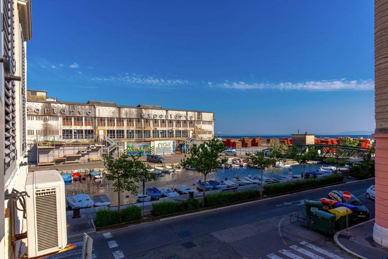 Galerija Apartamento Rijeka Exterior foto